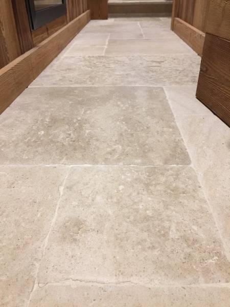 Carrelage pierre naturelle à MEGEVE, HAUTE SAVOIE 74, Auvergne-Rhône-Alpes